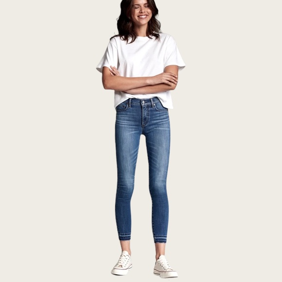 DENIM FORUM The Nico Mid Rise Skinny Crop Size 25 EUC - Picture 3 of 16